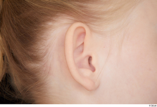 Timea ear 0001.jpg